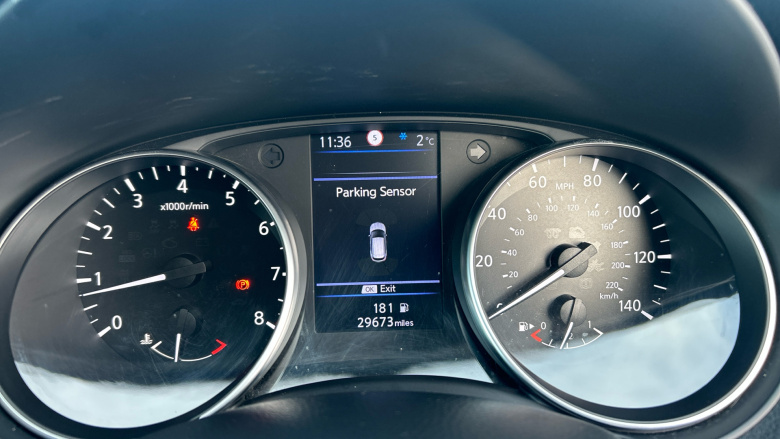 Nissan Qashqai 1.3 DiG-T Acenta Premium 5dr Petrol Hatchback